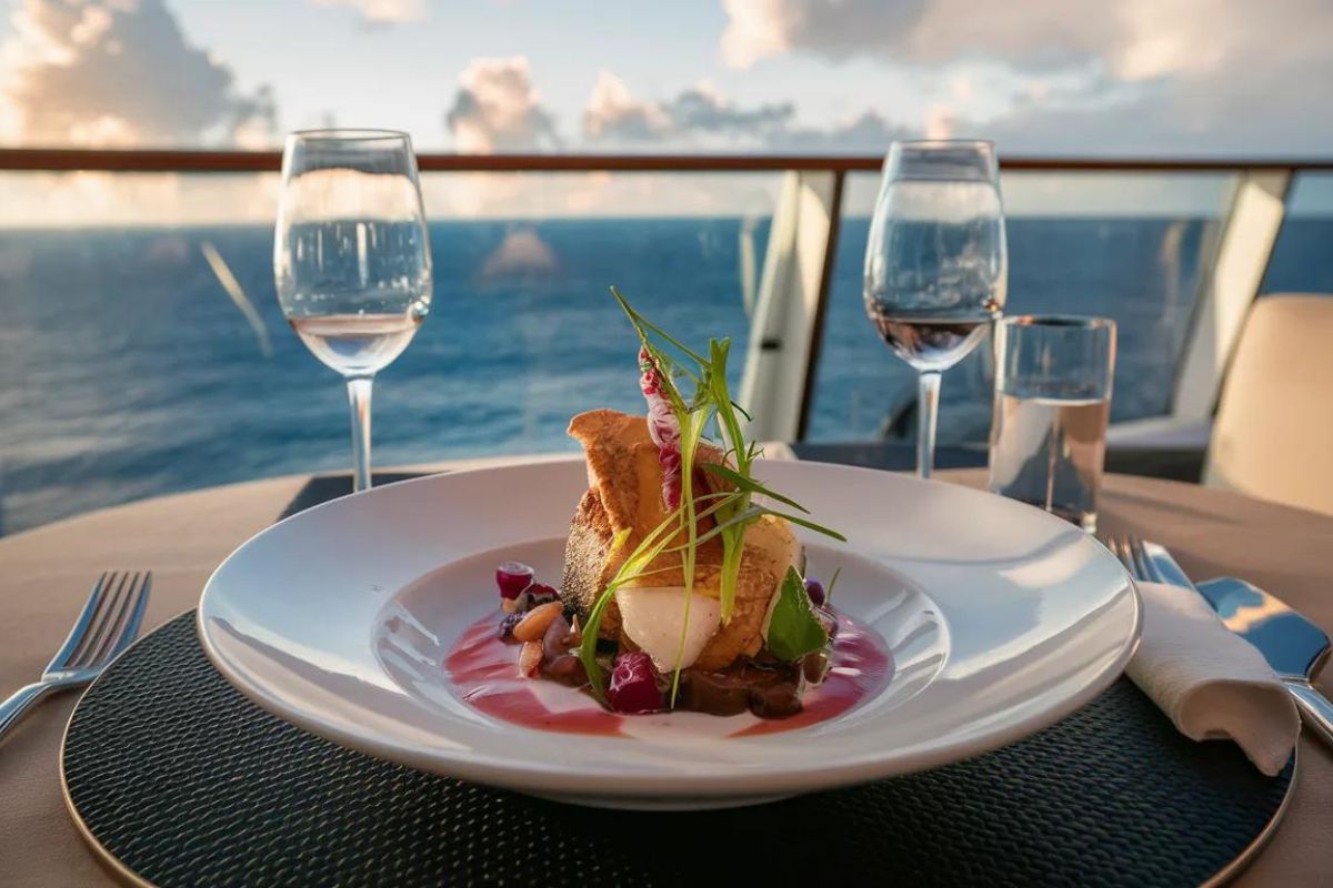 Fine dining on Cunard Cruise Line