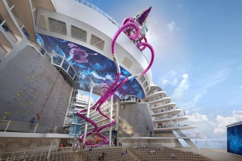 Ultimate Abyss Water Slide on Harmony of the Seas