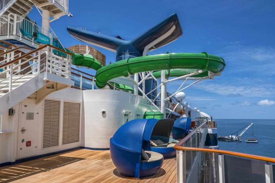 Green Thunder on Carnival Spirit