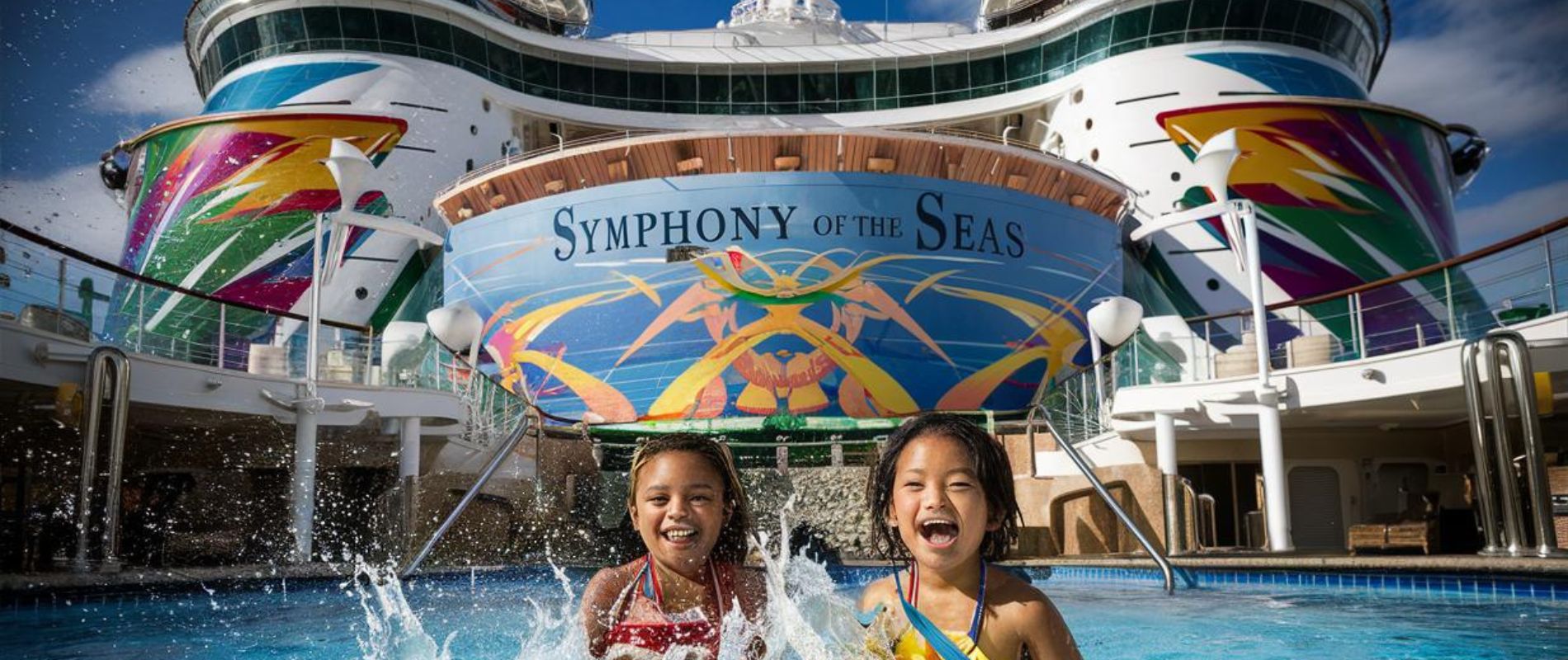 Two girls in the swimming pool on Symphony of the Seas cruise ship