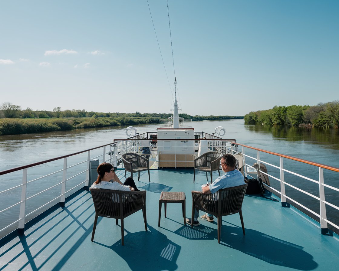 2 guests in a quiet place on a river cruise ship