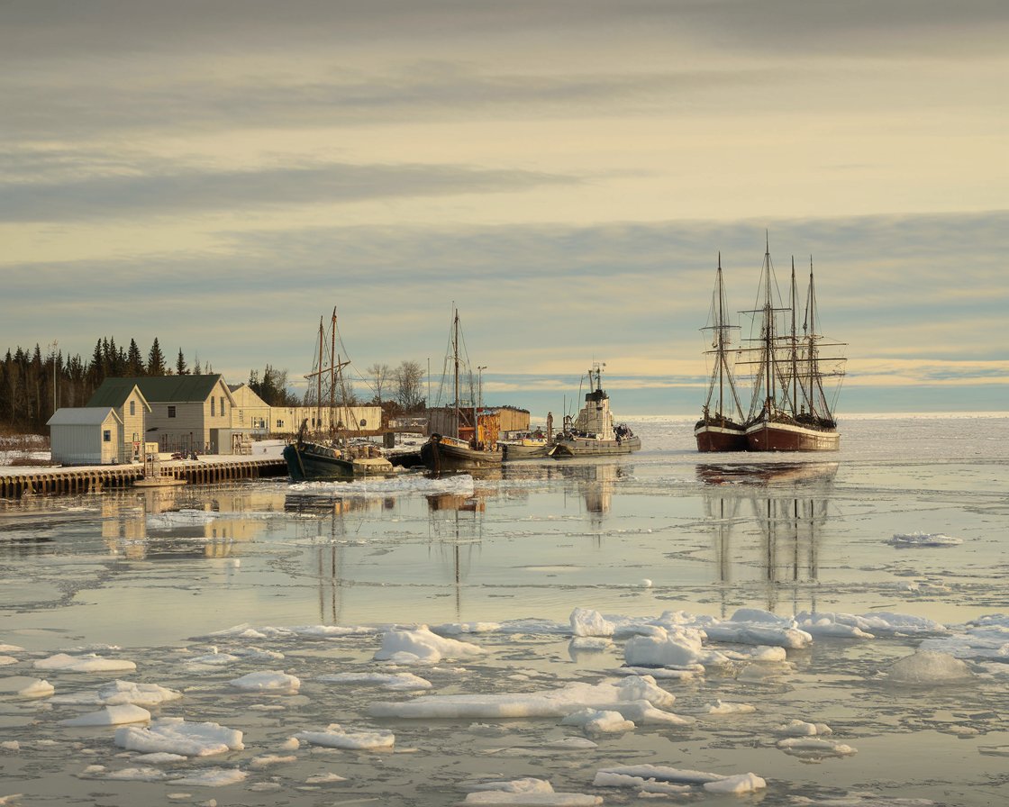 Resolute Bay Port in the late 19th century