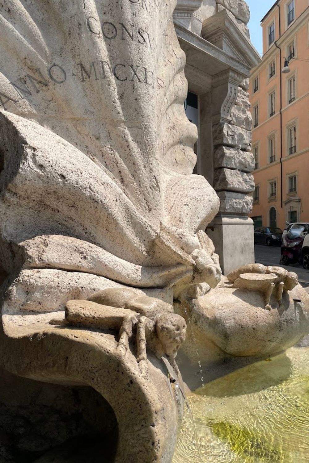 Fountain of the Bees