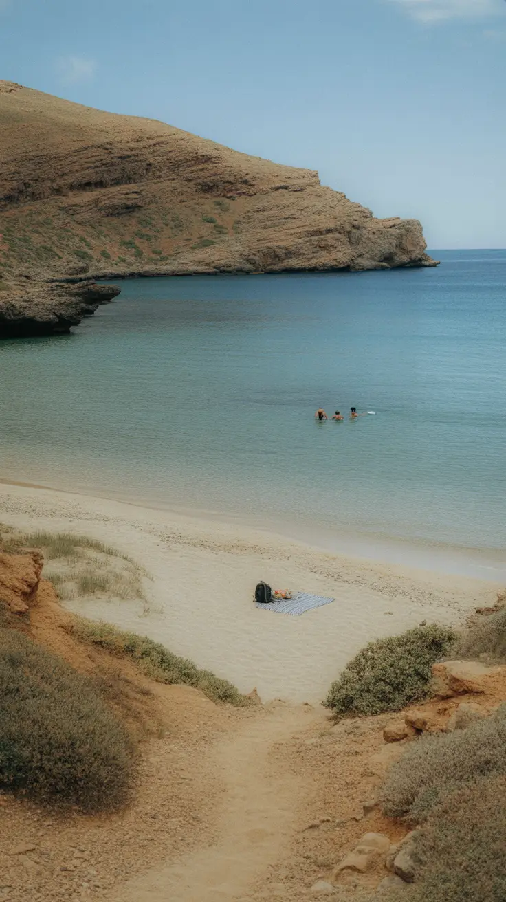 Near bustling Red Beach but blissfully empty, Kampia offers clear waters and prime snorkeling without amenities—perfect for packing your own picnic.