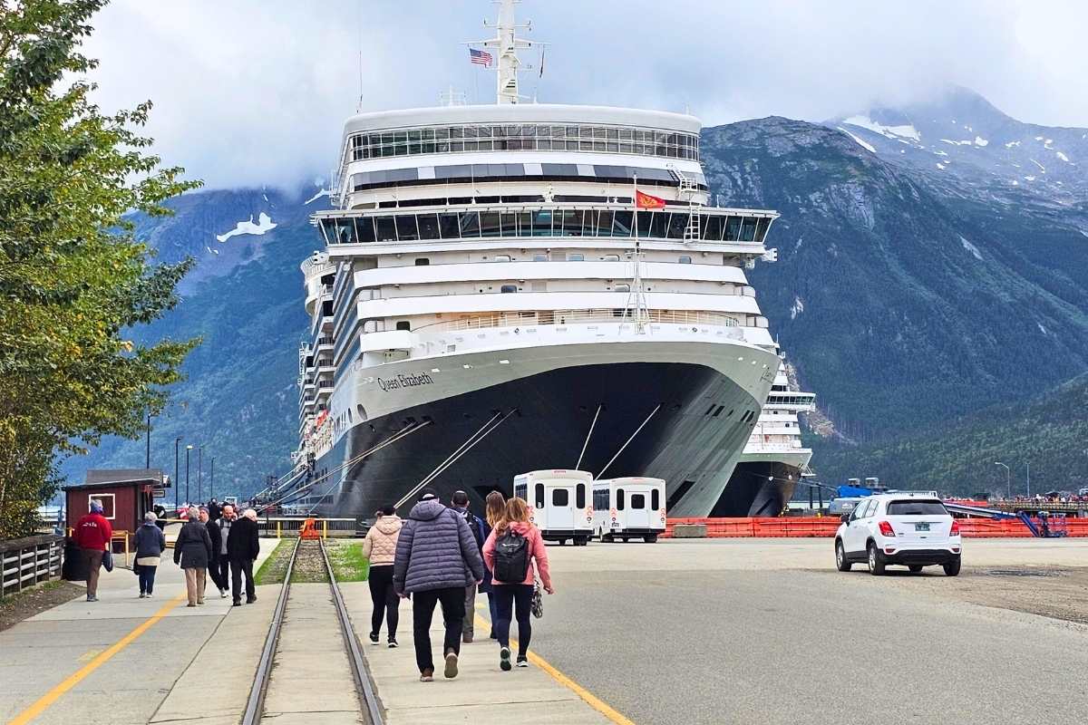 Downtown Skagway cruise port, just walk off and 5 mins into town