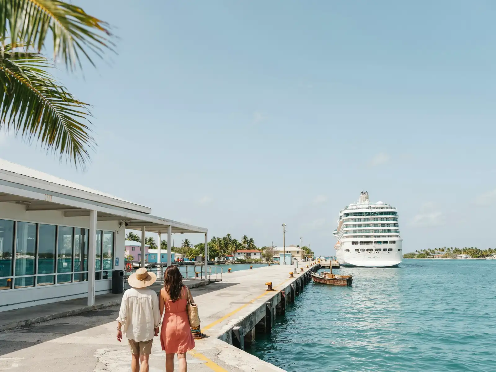 Cruise ship pier and terminal building in Bimini